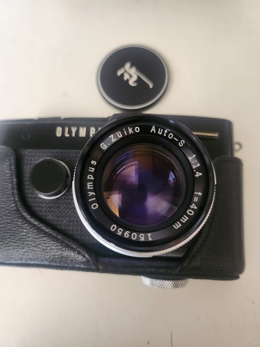 Olympus pen ft - f,